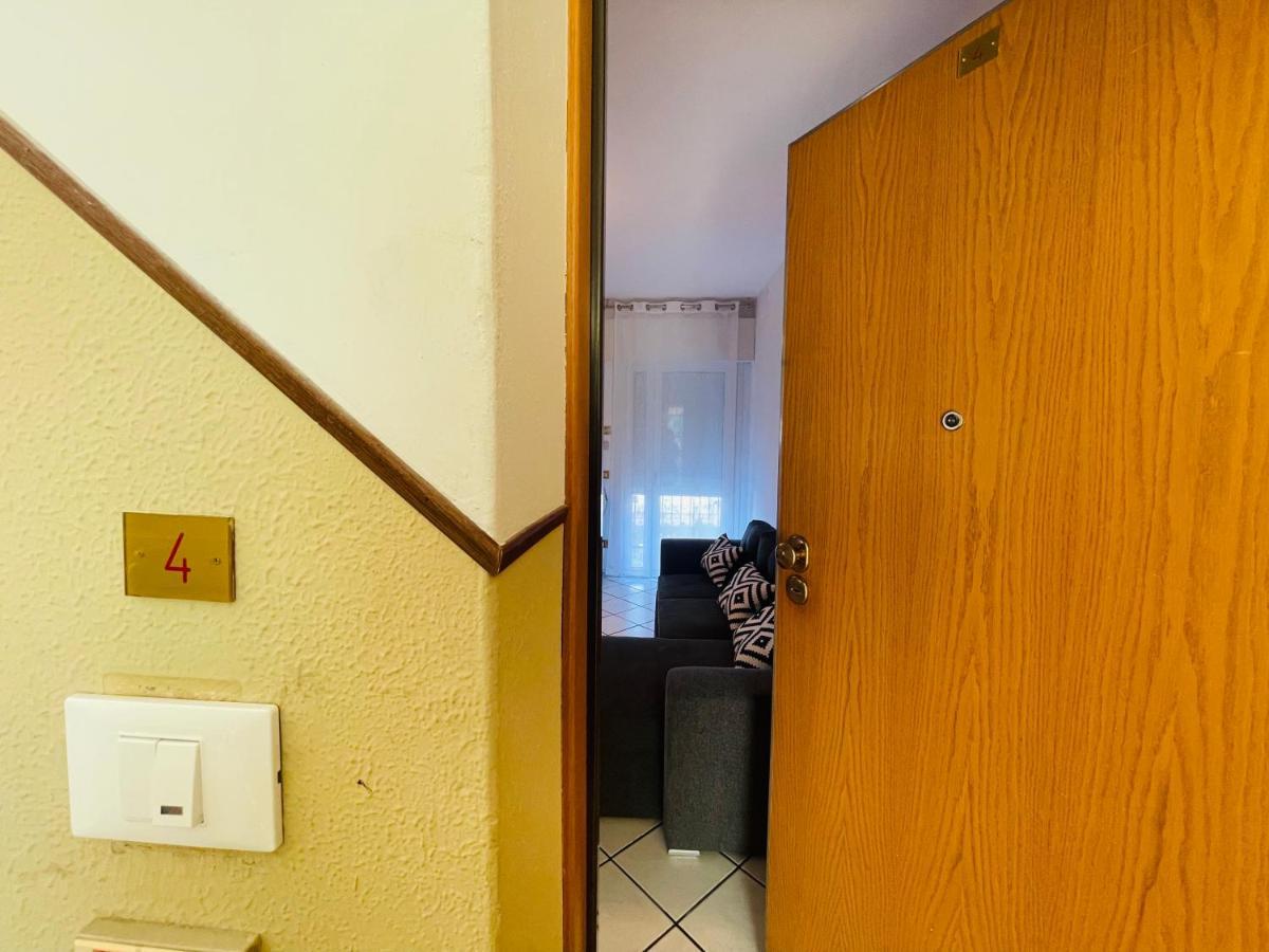 Family Apartment Piazza Milano - Jesolo Экстерьер фото
